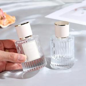 Distribuidor de frascos de cristal para perfume